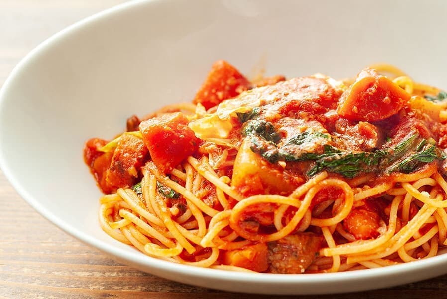 たっぷり煮込み野菜のトマトソース